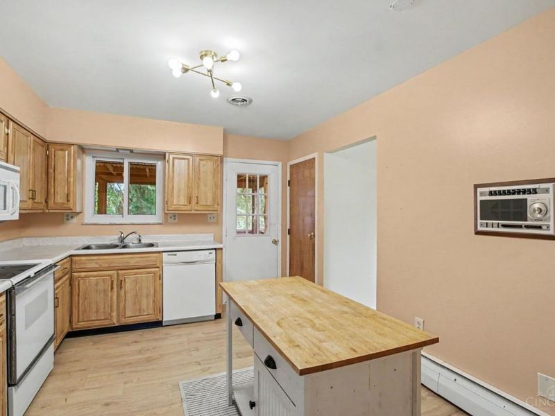 6417 Mapleton Avenue, Delhi Township, OH 45233 Photo 8