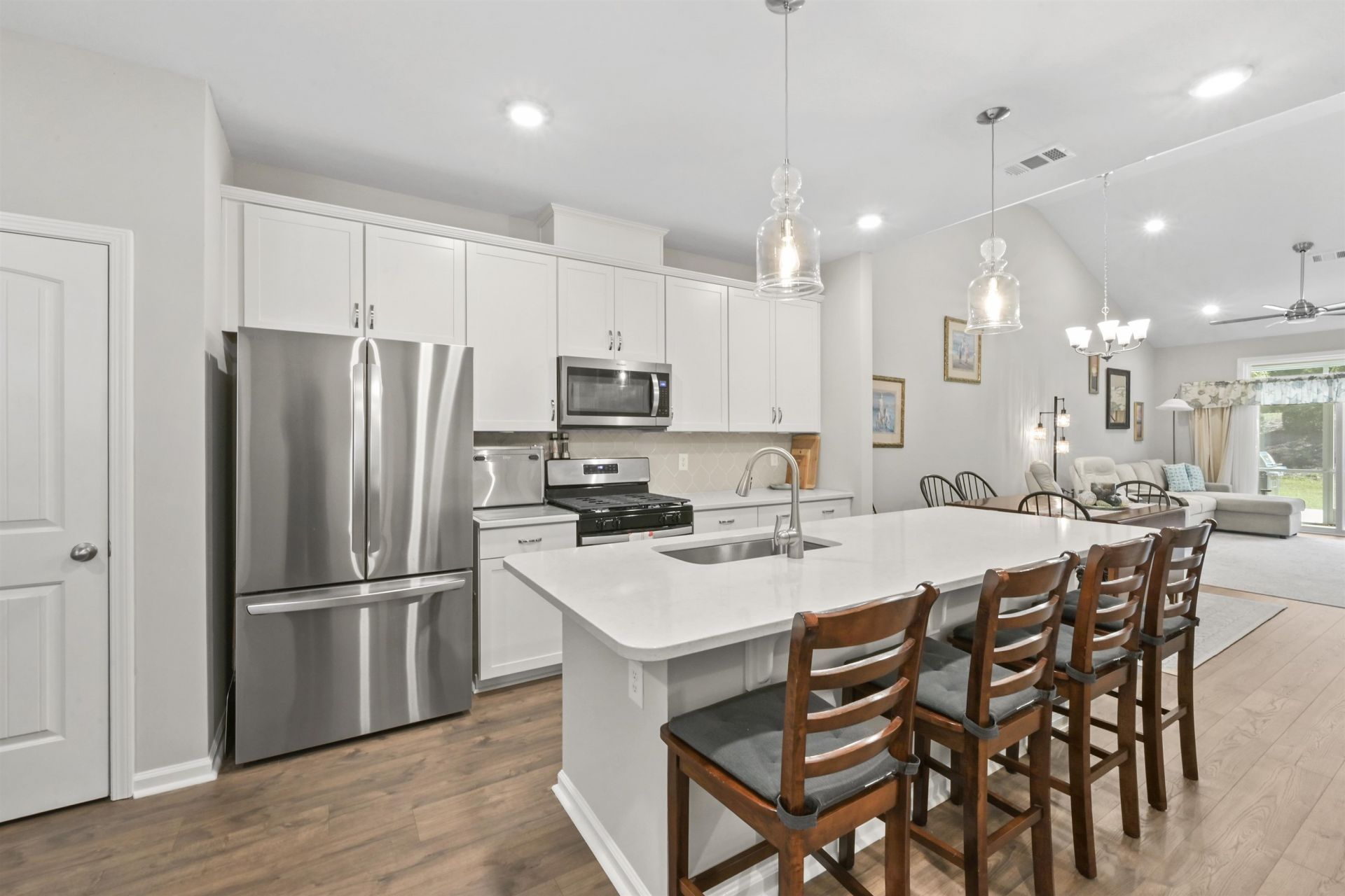 4061 Taranto Loop  Photo 5