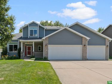 7010 S 42 Street, Lincoln, NE 68516
