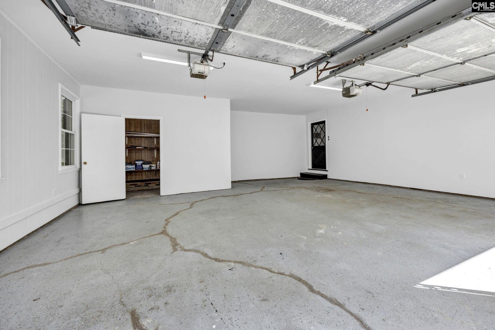 1113 Three Dog Road Photo 35