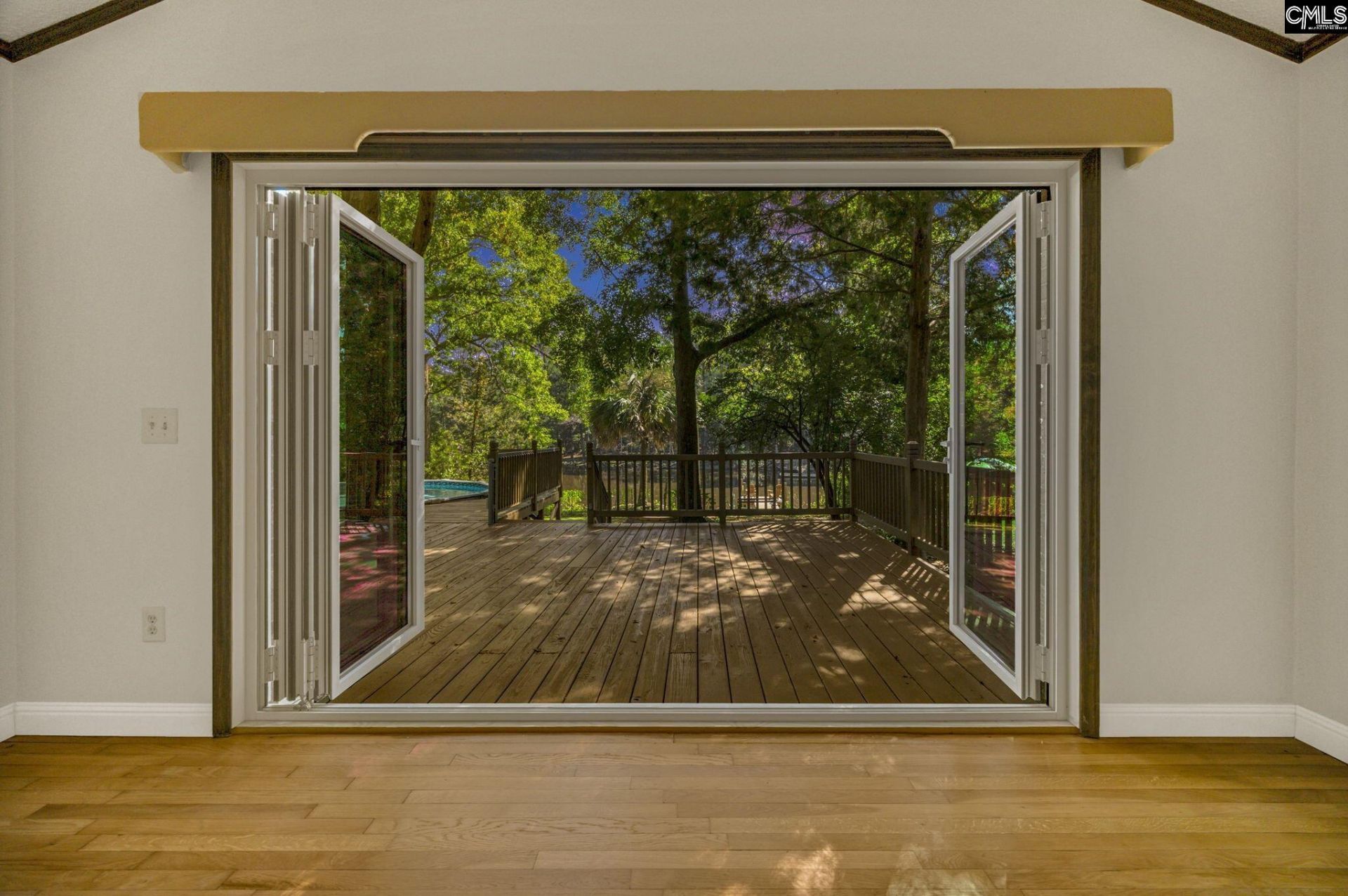1113 Three Dog Road Photo 5