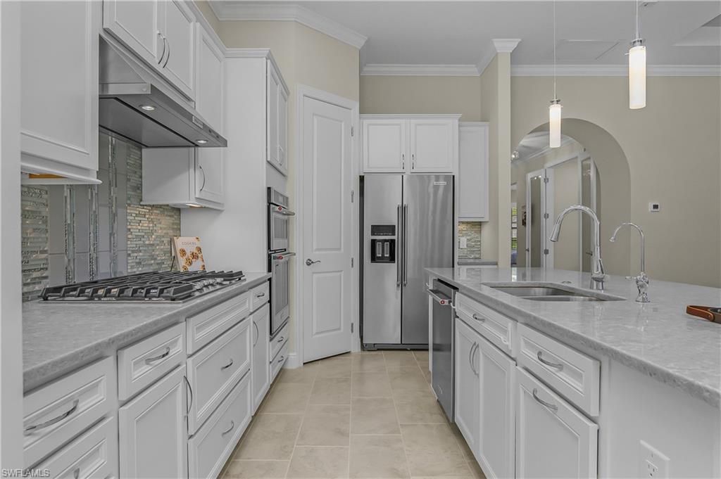 19288 Aqua Shore Dr, Estero, FL 33913 Photo