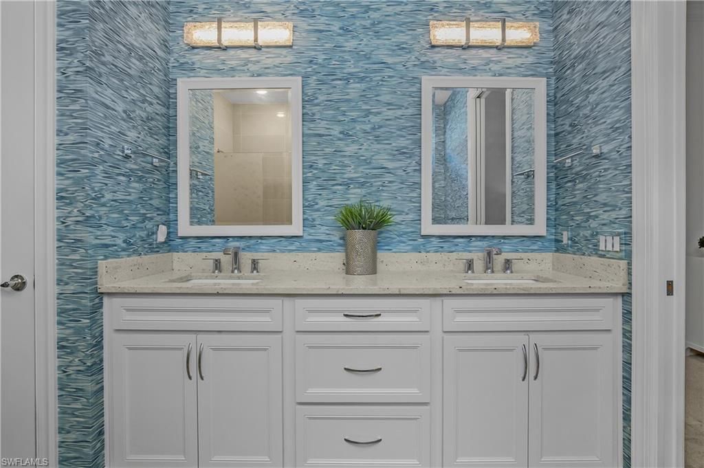 19288 Aqua Shore Dr, Estero, FL 33913 Photo
