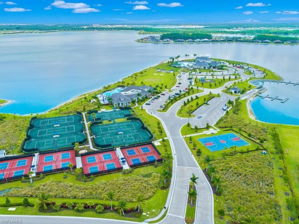 19288 Aqua Shore Dr, Estero, FL 33913 Photo