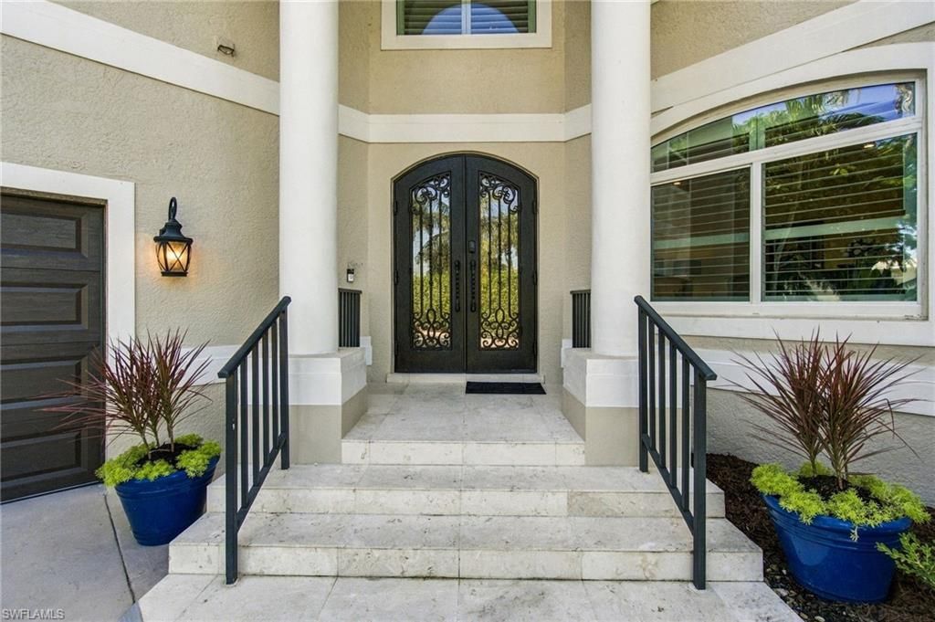 132 E Hilo St, Naples, FL 34113 Photo