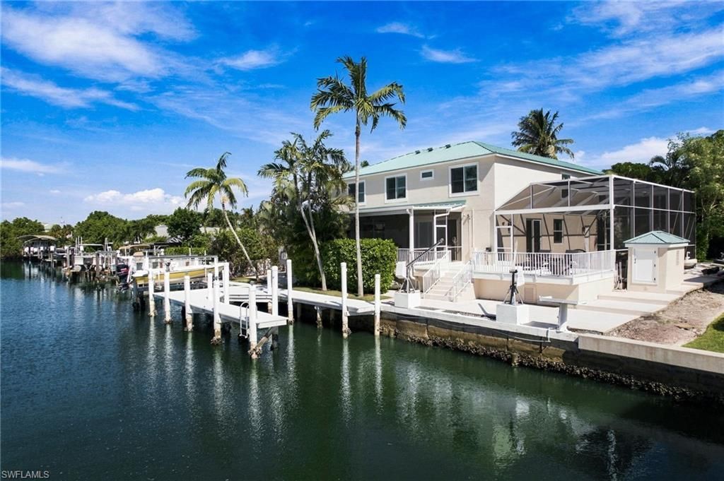 132 E Hilo St, Naples, FL 34113 Photo