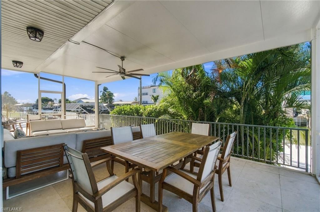 132 E Hilo St, Naples, FL 34113 Photo