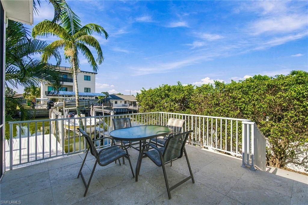 132 E Hilo St, Naples, FL 34113 Photo