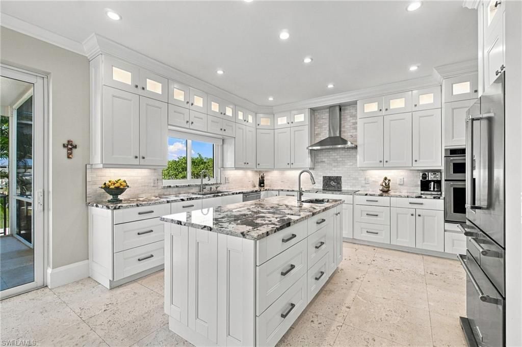 132 E Hilo St, Naples, FL 34113 Photo