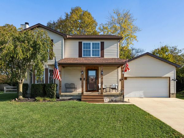 64 Anna Way , Johnstown, OH 43031