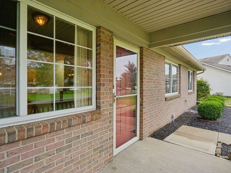 4298 Wincove Drive, Groveport, OH 43125 Photo 5