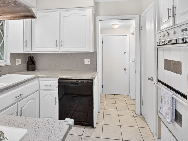 25846 Yeoman Drive, Westlake, OH 44145 Photo 18