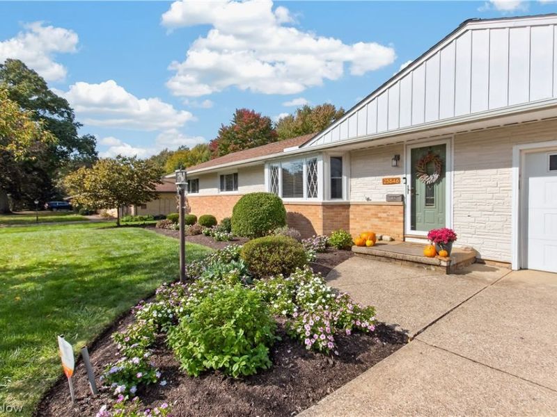 25846 Yeoman Drive, Westlake, OH 44145 Photo 2