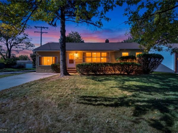5452 Hauserman Road , Parma, OH 44130