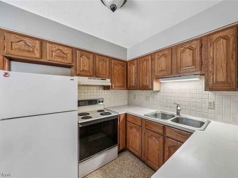 15-17 Homestead Street, Seville, OH 44273 Photo 9