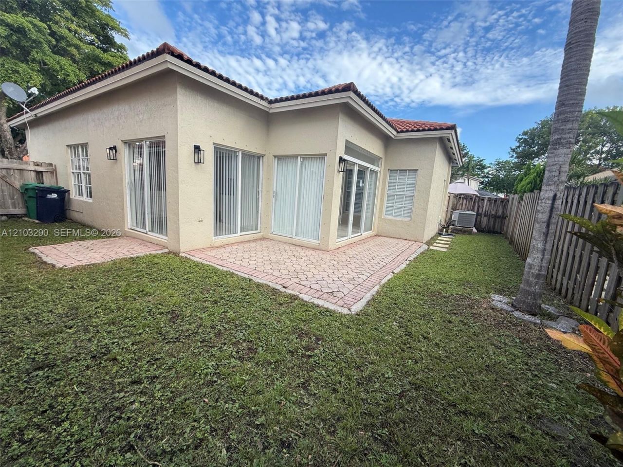 21518 SW 90th Ave , Cutler Bay, FL 33189 Photo