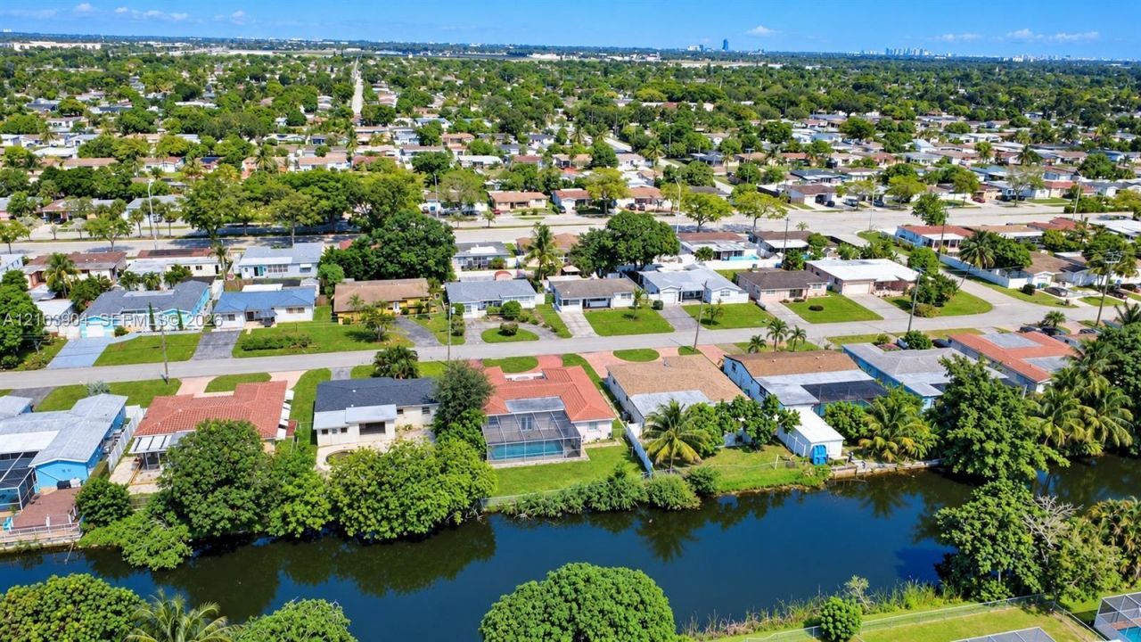 7820 Granada Blvd, Miramar, FL 33023 Photo