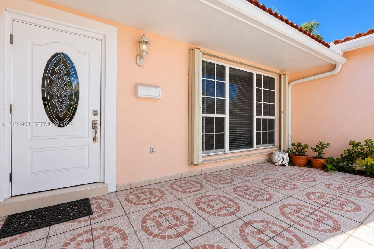 7820 Granada Blvd, Miramar, FL 33023 Photo