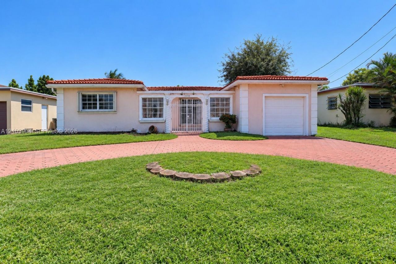 7820 Granada Blvd, Miramar, FL 33023 Photo