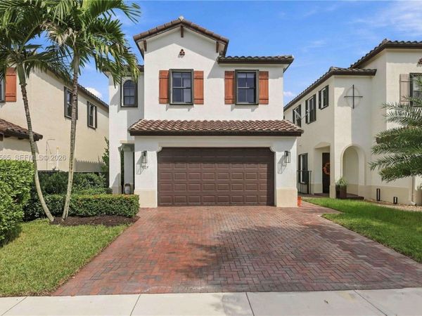 9805 W 34th Ct , Unit 1, Hialeah, FL 33018