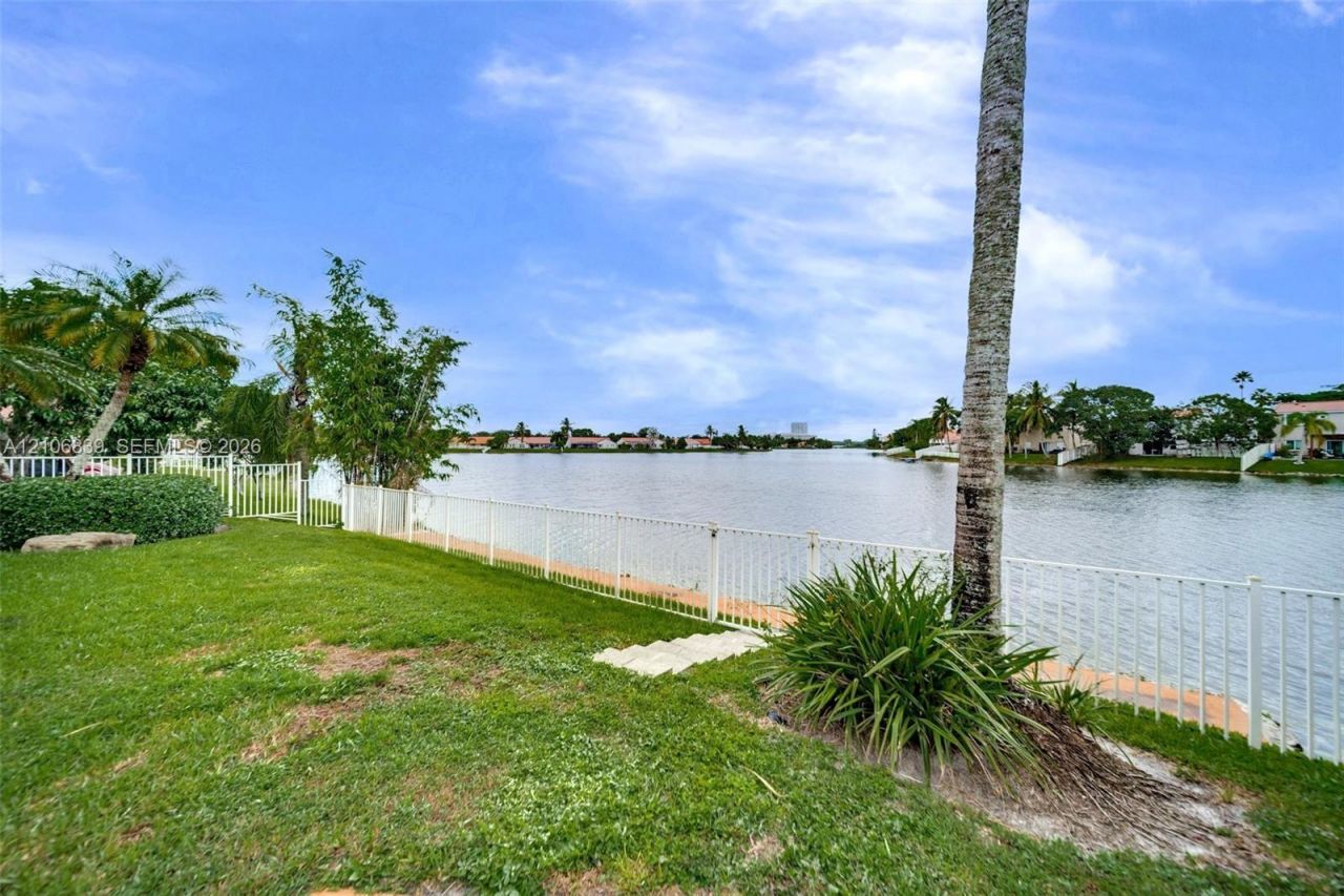 12683 NW 11th Pl, Sunrise, FL 33323 Photo