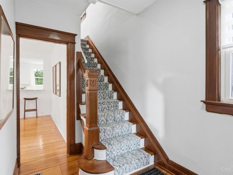 3357 Woodford Road, Cincinnati, OH 45213 Photo 29