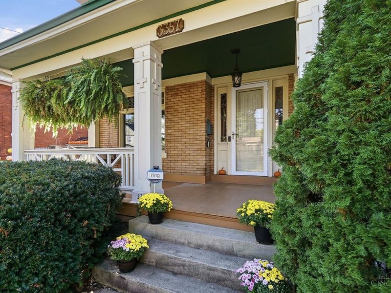 3357 Woodford Road, Cincinnati, OH 45213 Photo 4