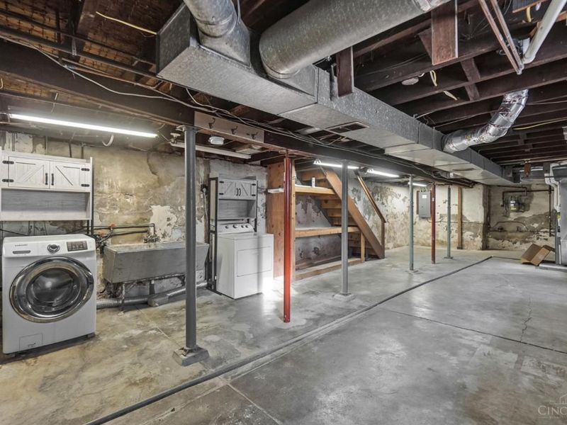 3357 Woodford Road, Cincinnati, OH 45213 Photo 48