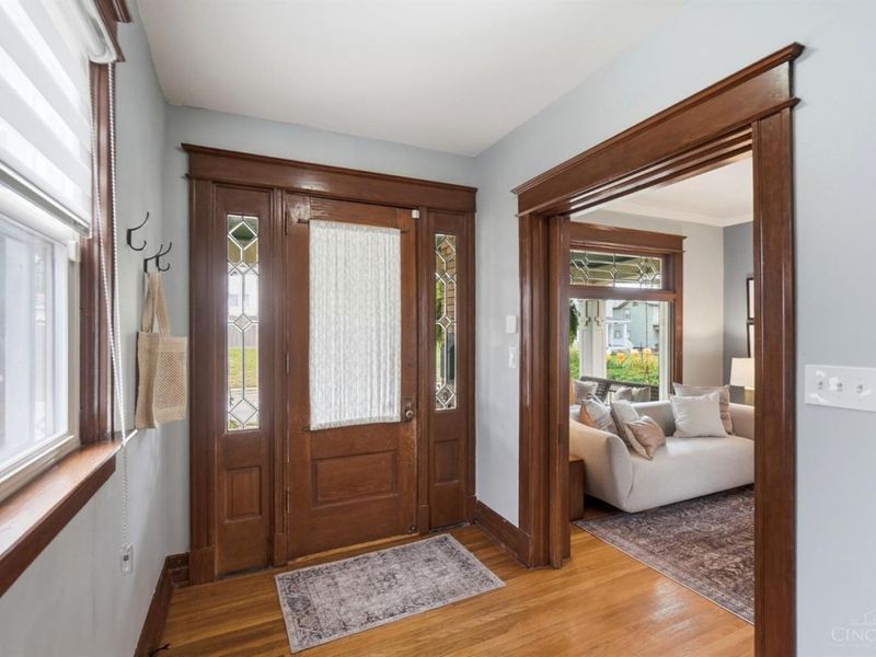 3357 Woodford Road, Cincinnati, OH 45213 Photo 8