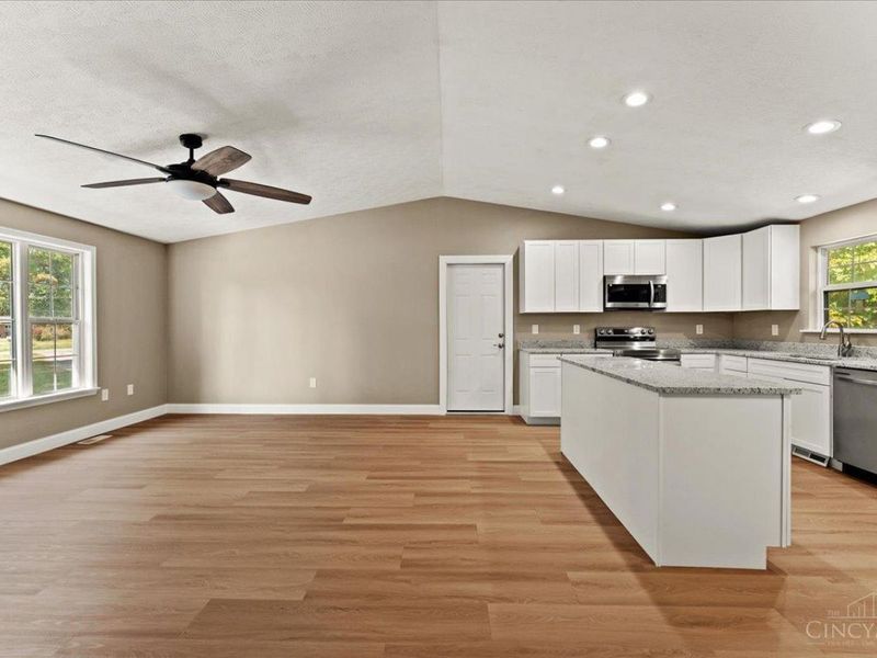 1756 Lindale Nicholsville Road, Ohio Township, OH 45157 Photo 4