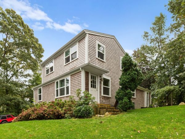 24 Old Tote Rd, Orleans, MA 02653