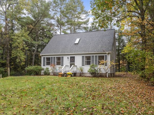 65 Nichols Rd, Barre, MA 01005