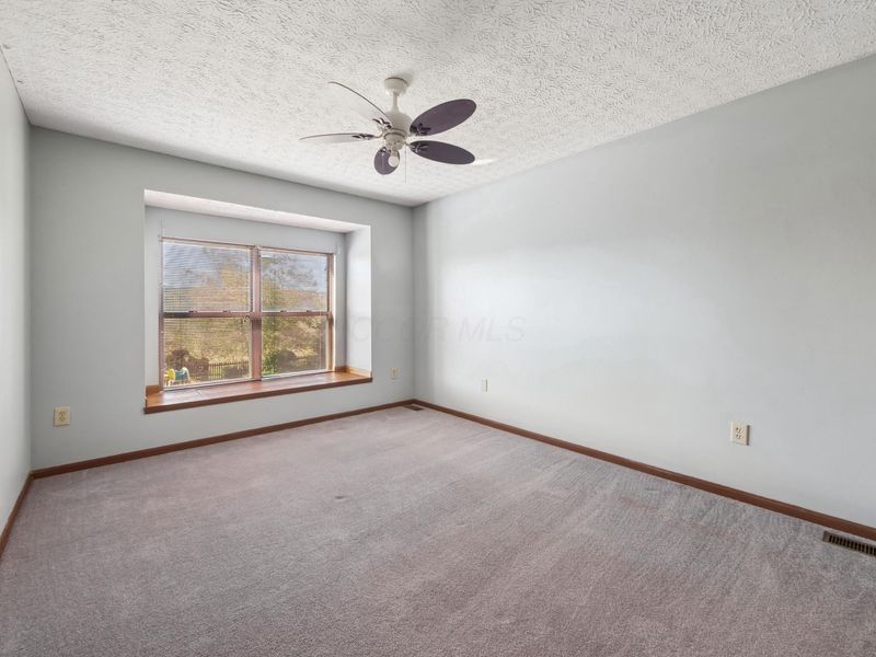 1081 Empire Drive, Newark, OH 43055 Photo 17