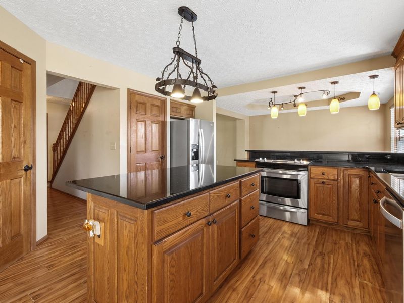 1081 Empire Drive, Newark, OH 43055 Photo 7