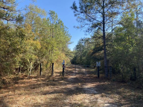 A&B W Sunburst Drive, Crestview, FL 32539