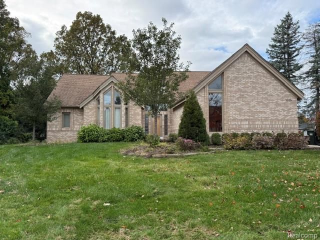 1085 Olympia Drive, Rochester Hills, Mi 48306 Main Photo