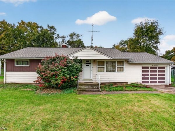 5201 Revere Avenue NW, Massillon, OH 44647