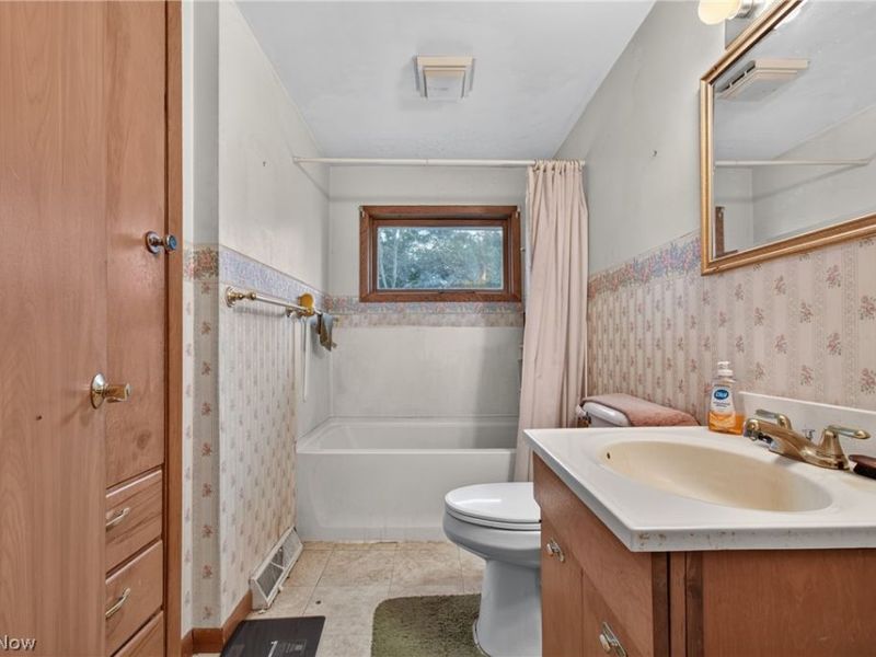 5201 Revere Avenue NW, Massillon, OH 44647 Photo 14