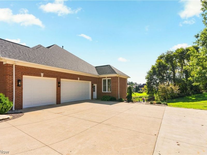 8630 Parsons Court Circle NW, Massillon, OH 44646 Photo 49