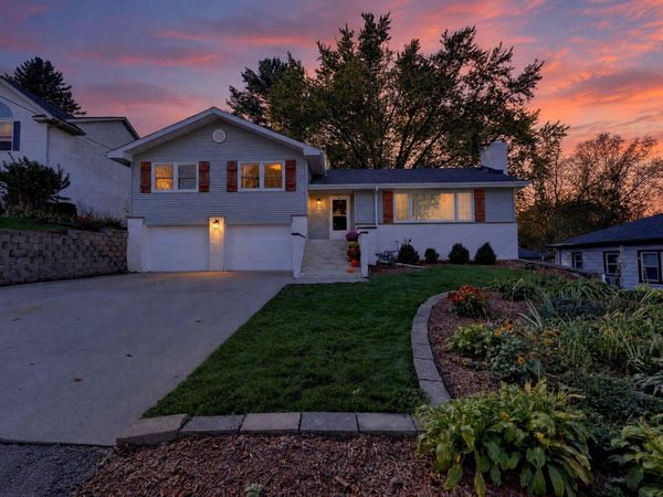 407 6th Street, New Glarus, WI 53574