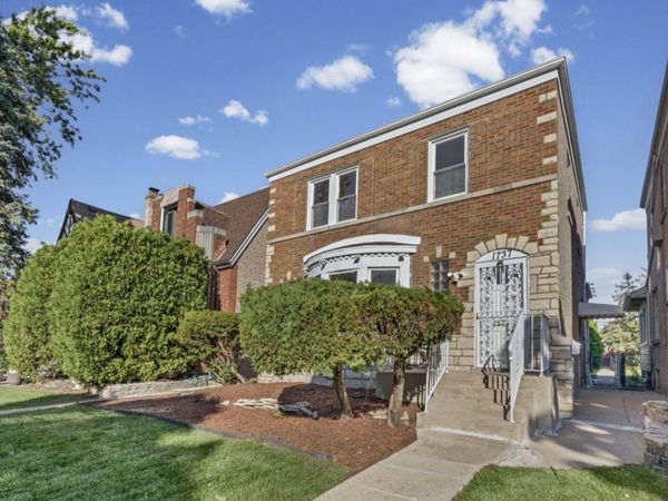1737 N Sayre Avenue , Chicago, IL 60707