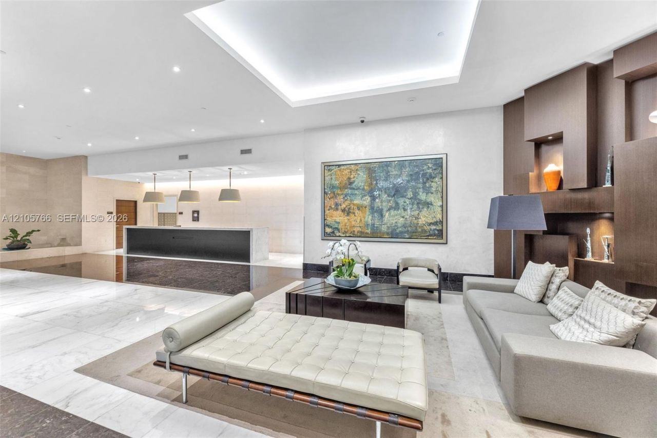 200 Biscayne Boulevard Way , Unit 4408, Miami, FL 33131 Photo