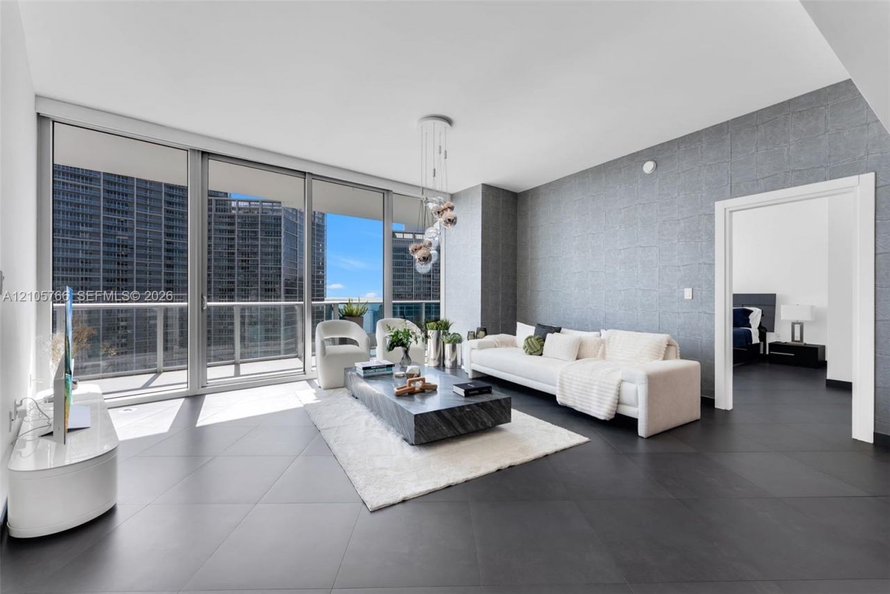 200 Biscayne Boulevard Way , Unit 4408, Miami, FL 33131 Photo