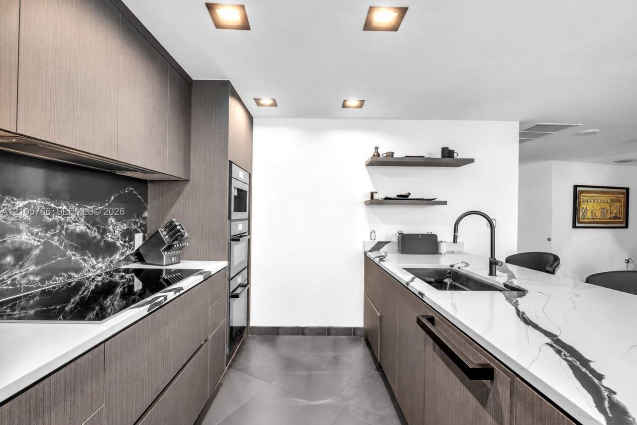 200 Biscayne Boulevard Way , Unit 4408, Miami, FL 33131 Photo