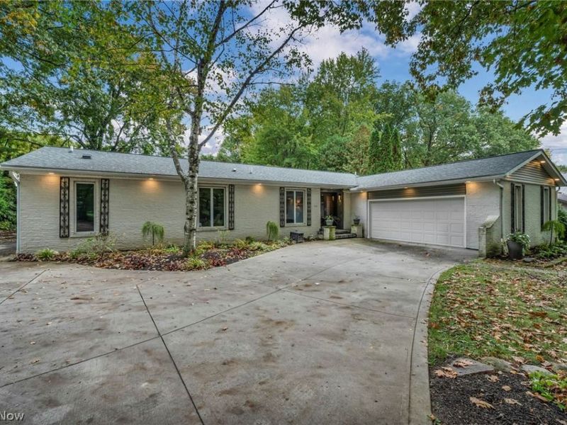 513 Somerset Road, Akron, OH 44313 Photo 2