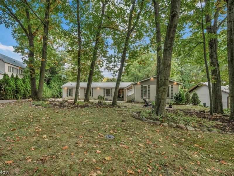 513 Somerset Road, Akron, OH 44313 Photo 4