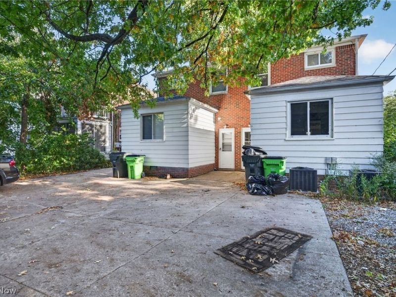 20355 Lakeshore Boulevard, Euclid, OH 44123 Photo 30