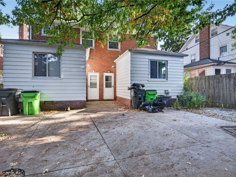 20355 Lakeshore Boulevard, Euclid, OH 44123 Photo 31