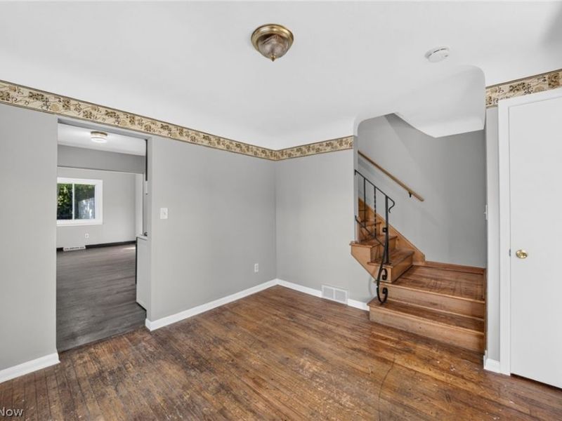 20355 Lakeshore Boulevard, Euclid, OH 44123 Photo 7