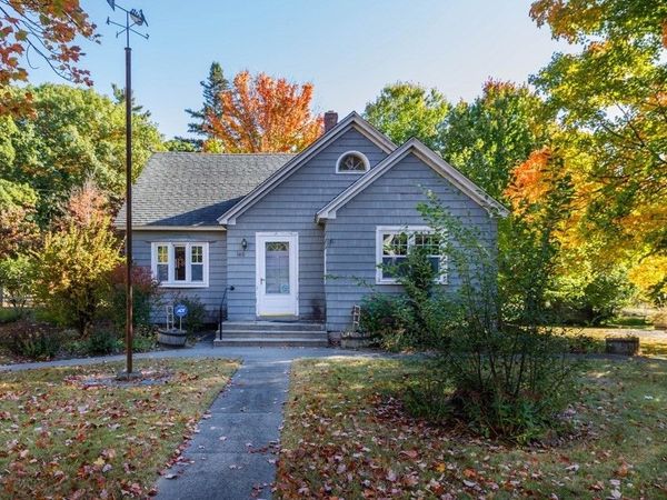 160 Lunenburg Road, Townsend, MA 01474